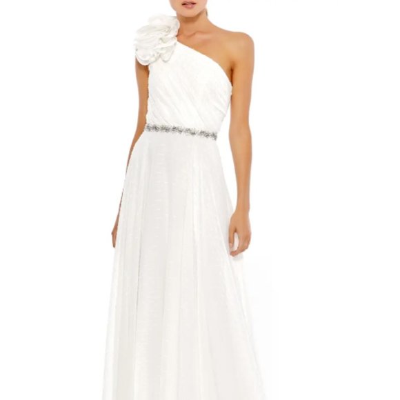 MAC DUGGAL RUFFLES ONE SHOULDER ROSETTE applique A-LINE WHITE GOWN sz 4 - Picture 1 of 5